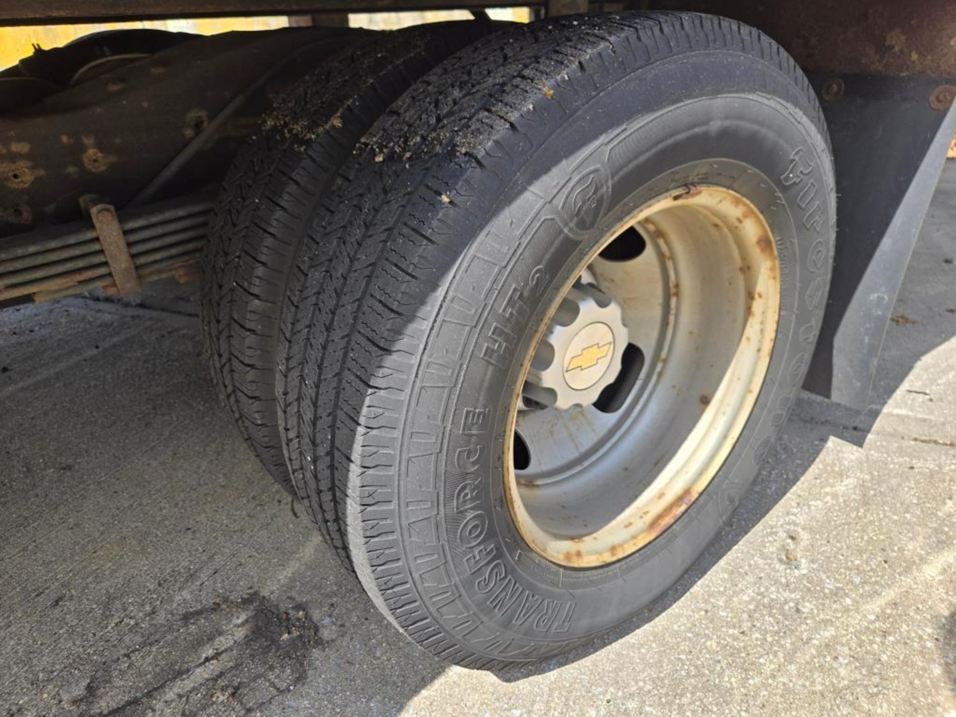 2019 Chevy Express Truck - Image 8 of 36