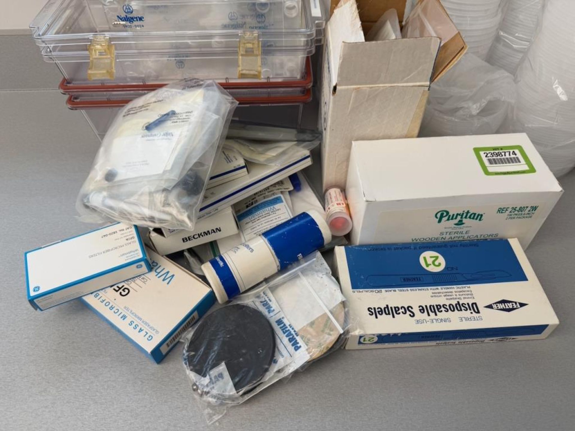 Lot of lab consumables, please see photos for lot contents. HIT ...