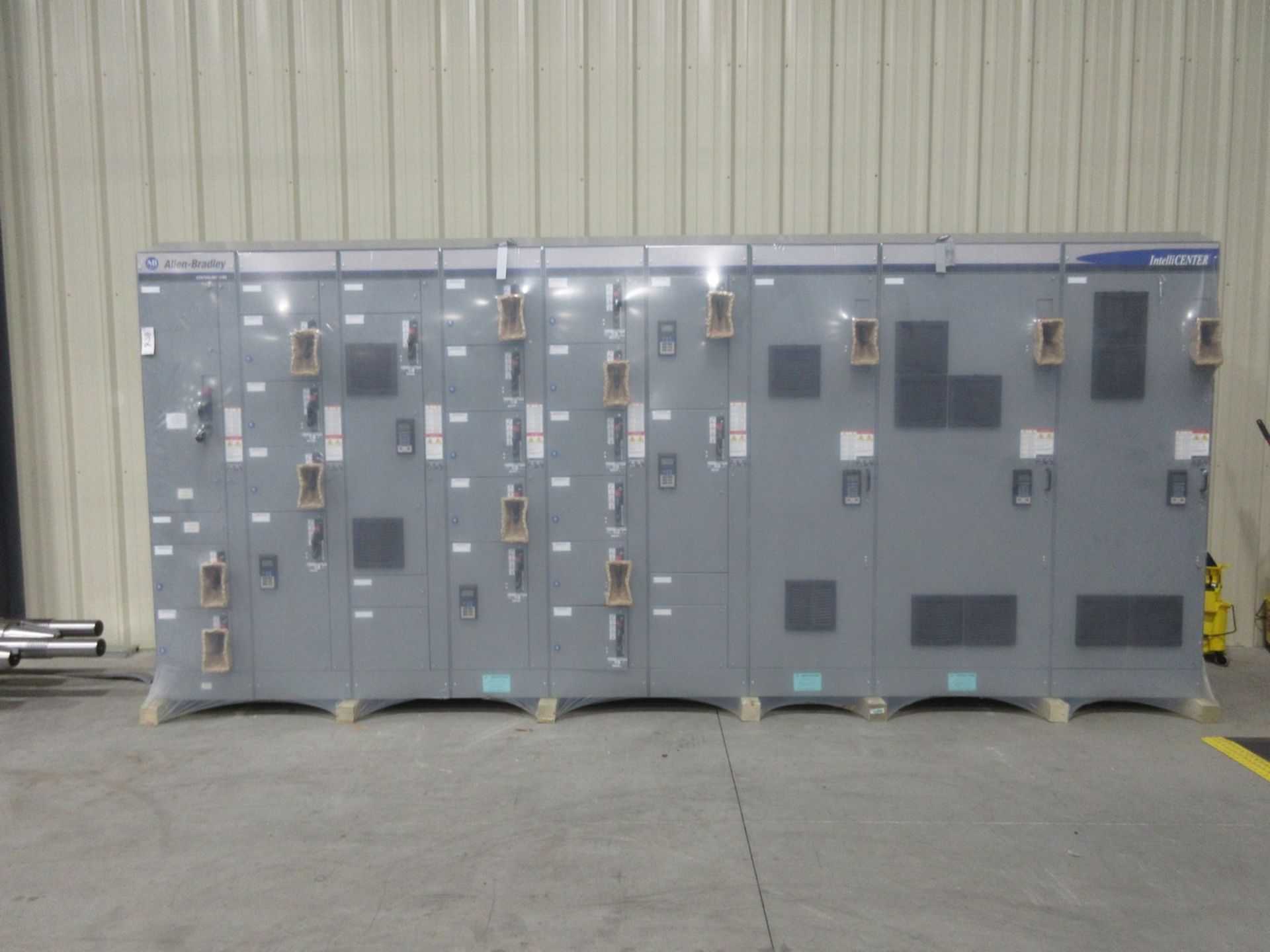 Unused Allen-Bradley Centerline 2100 Intellicenter Motor Control Center - Image 2 of 8