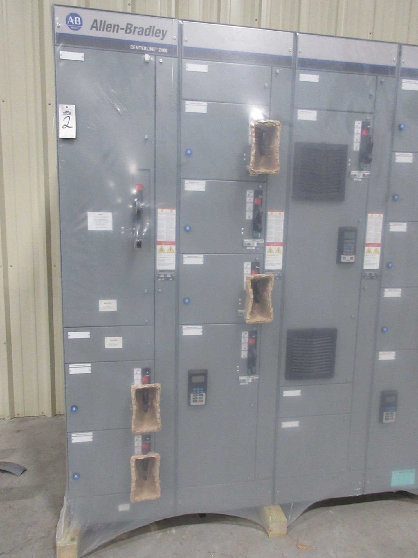 Unused Allen-Bradley Centerline 2100 Intellicenter Motor Control Center - Image 4 of 8