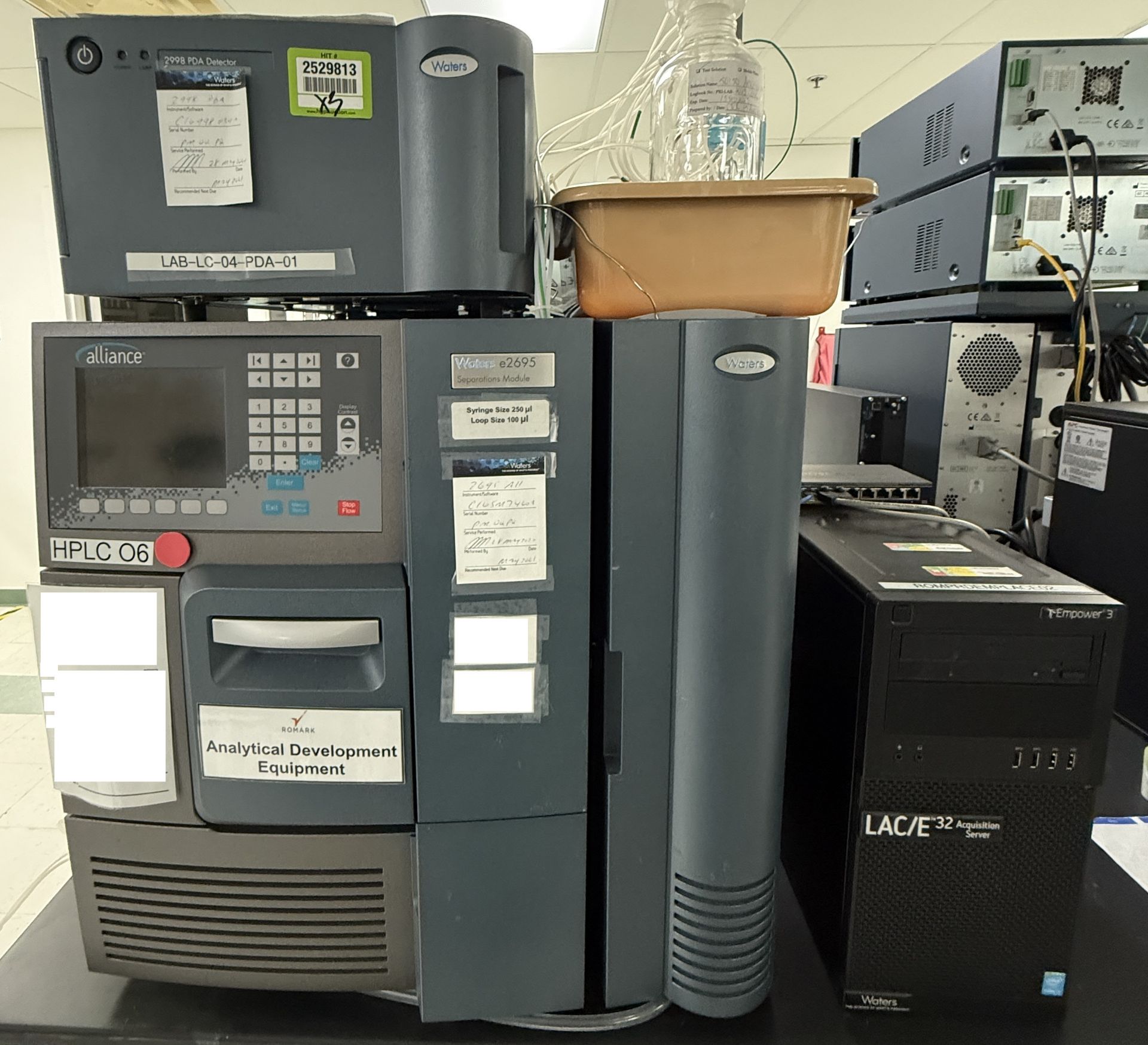 Waters e2695 Separations System - Image 2 of 12