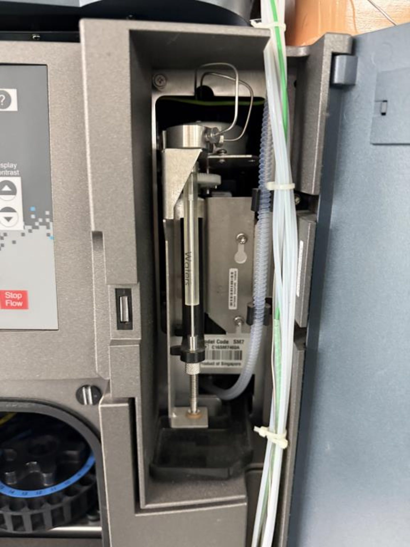 Waters e2695 Separations System - Image 3 of 12