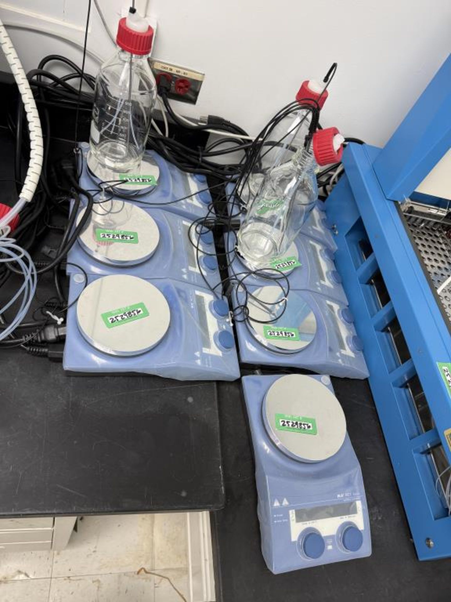 Sotax CE7smart Cell Dissolution System - Image 6 of 13