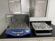 IKA KS 4000 Incubator Shaker