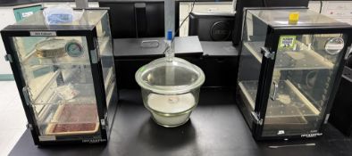 Desiccator Boxes