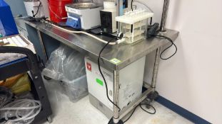 SS Lab Work Stations