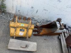 John Deere and CAT Bucket Attachments