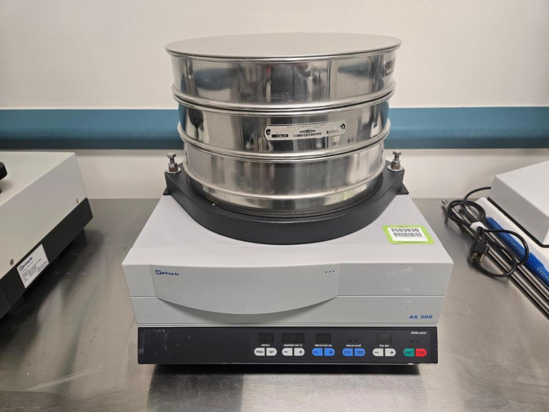 Retsch Sieve Shaker