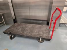 Rubbermaid Flatbed Cart
