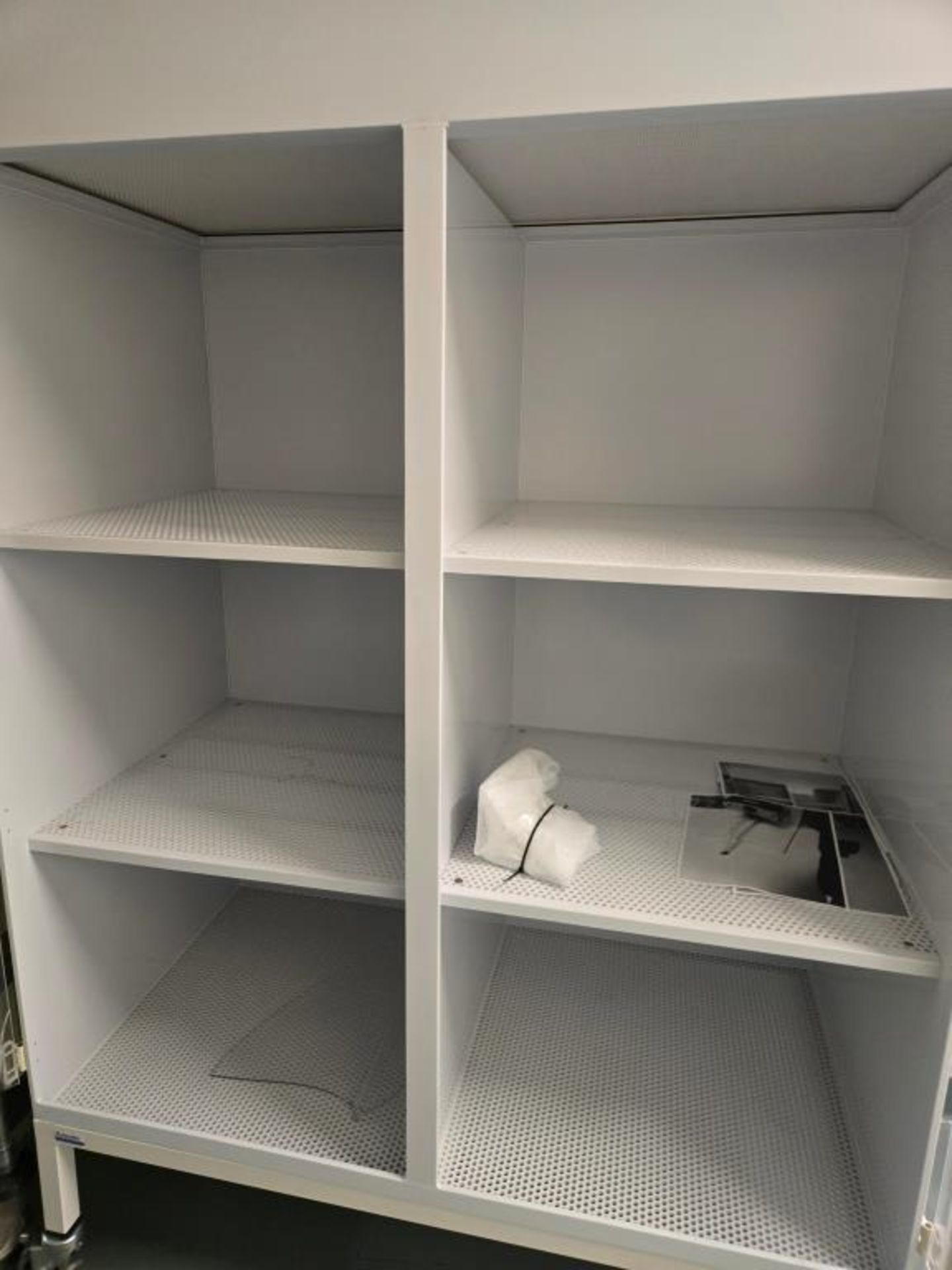 Lab Storage - Image 4 of 8
