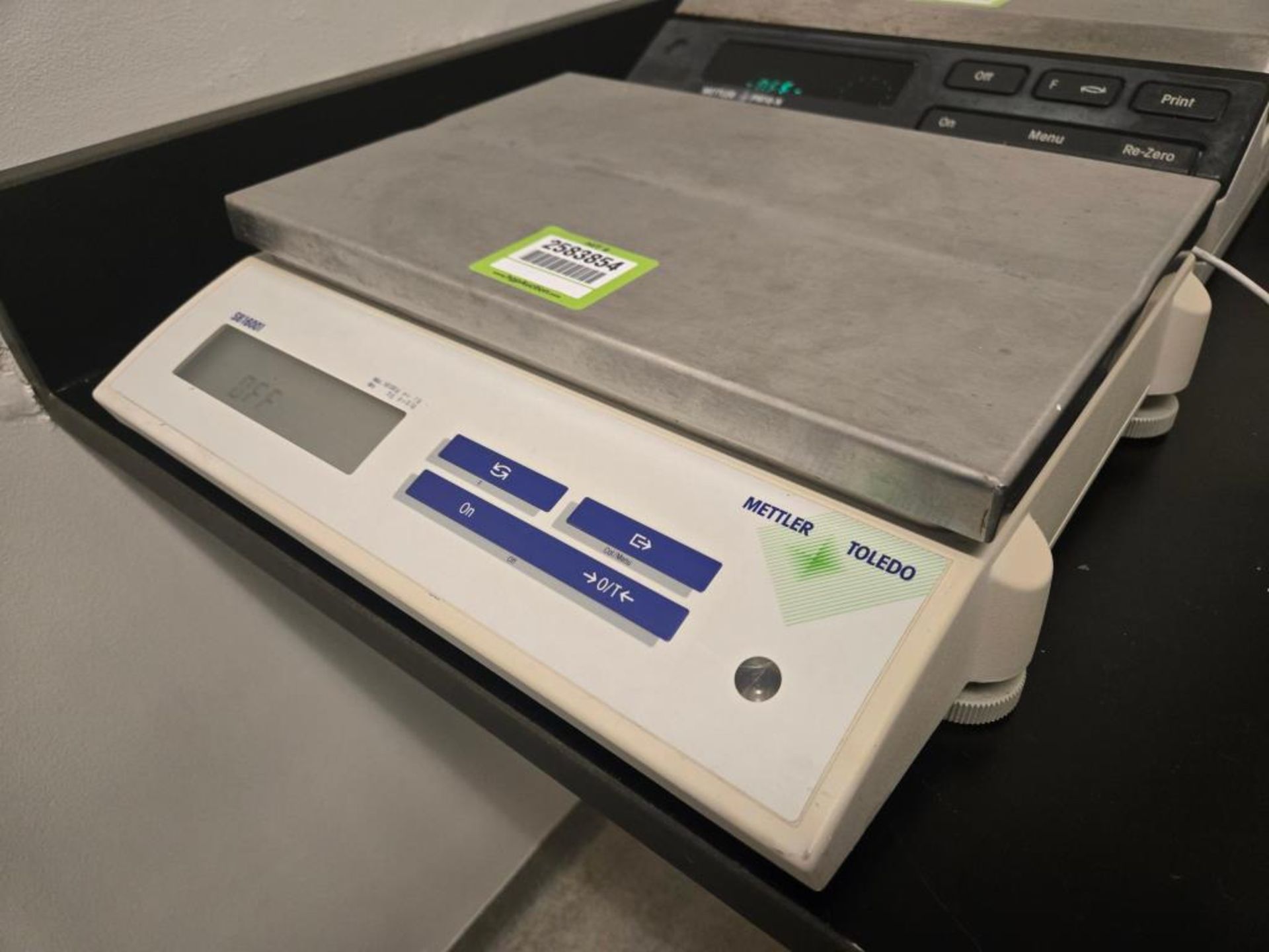 Mettler-Toledo Scale - Image 2 of 4