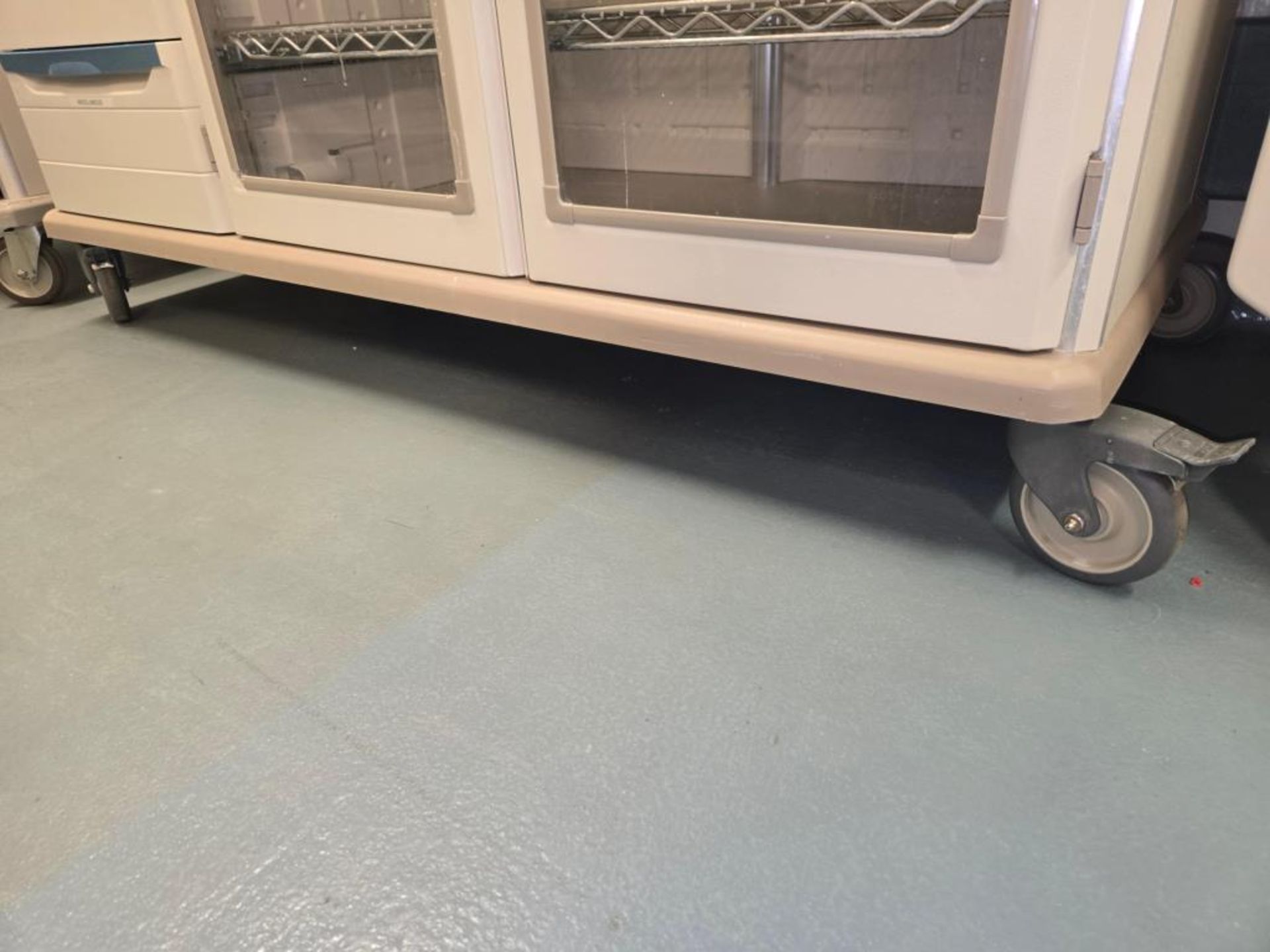 Metro Lab Cabinets - Image 3 of 18