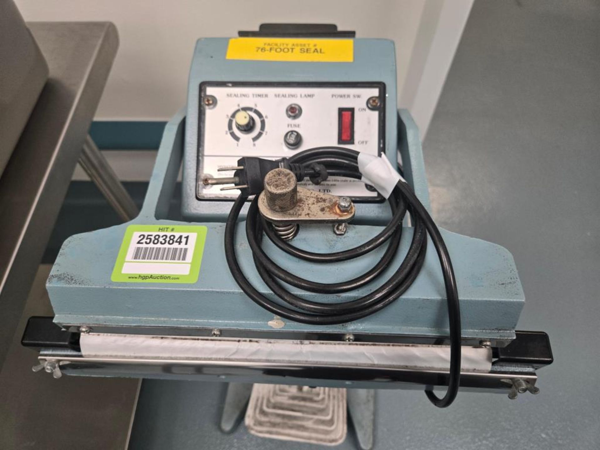 Bag Sealer - Image 3 of 8