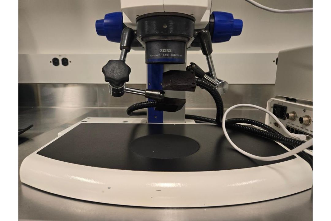 Carl Zeiss Microscope - Image 7 of 20