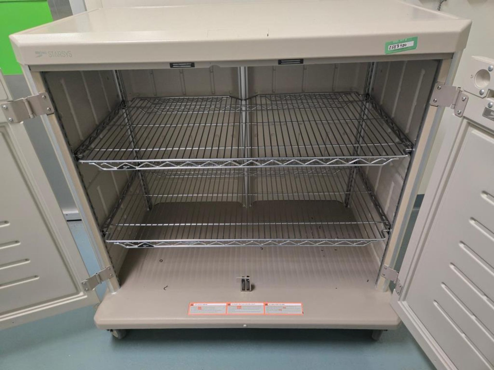 Metro Lab Cabinets - Image 11 of 22