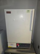 Thermo Scientific Oven