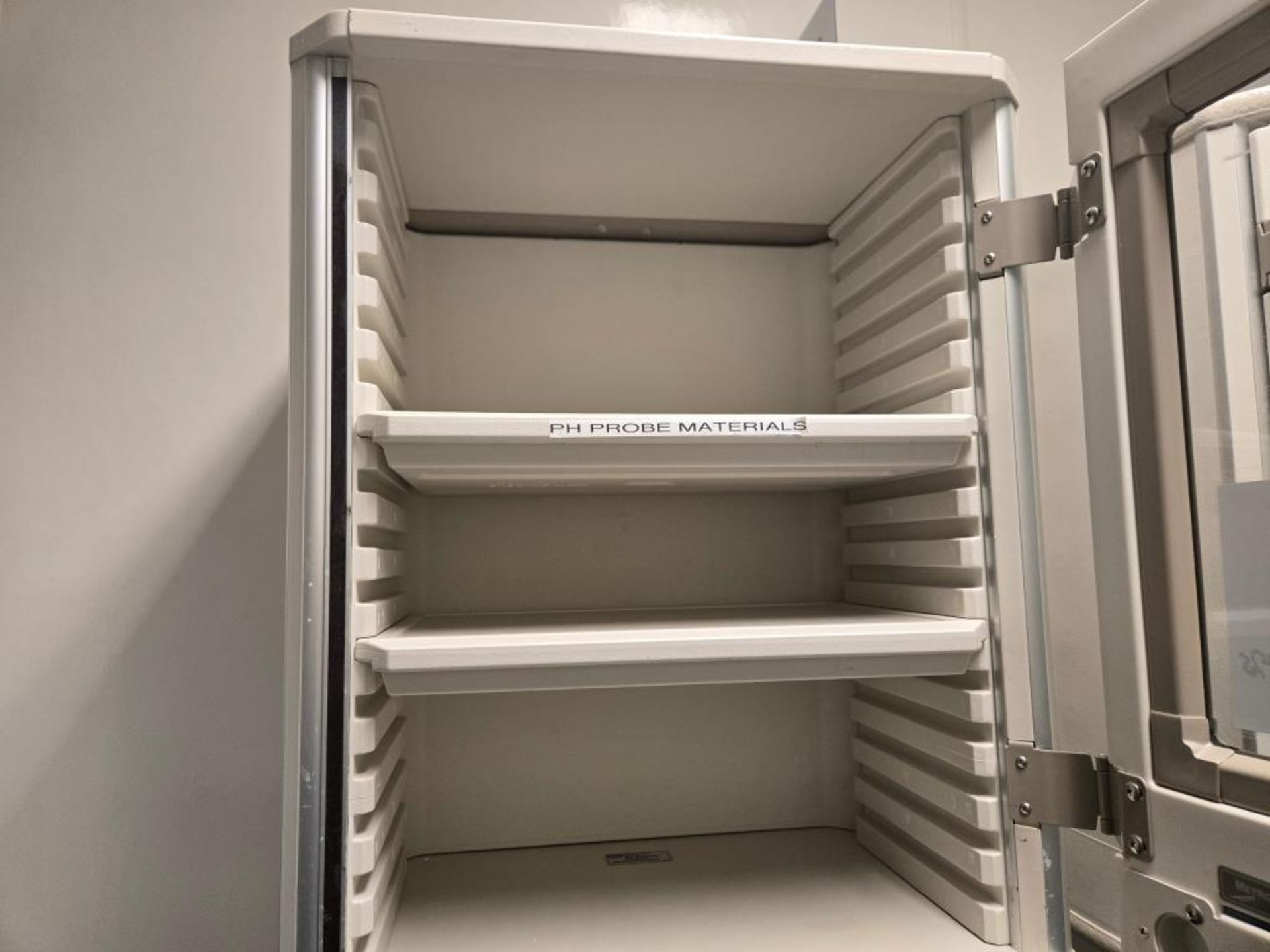 Metro Lab Cabinets - Image 10 of 18