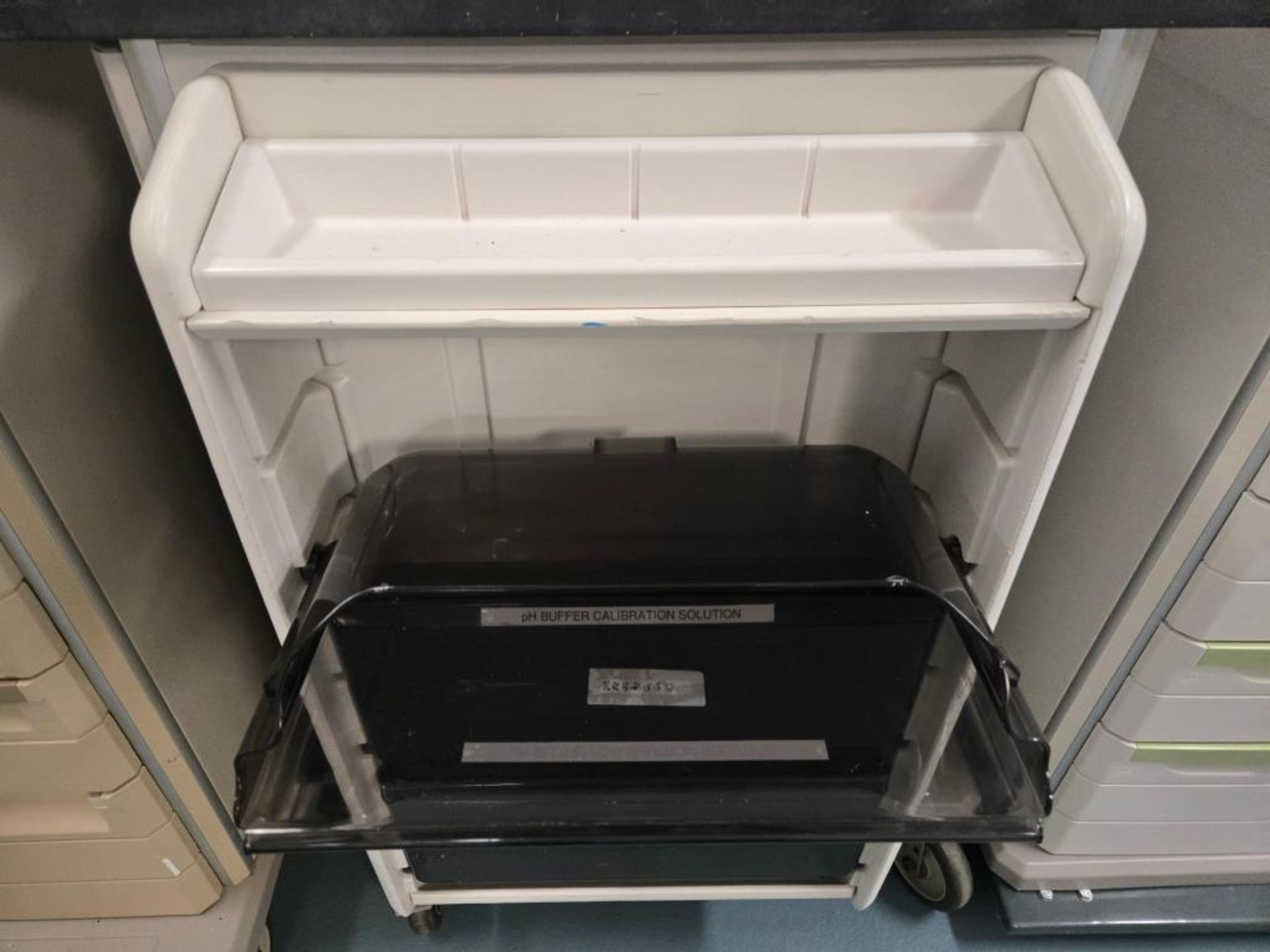 Metro Lab Cabinets - Image 18 of 22