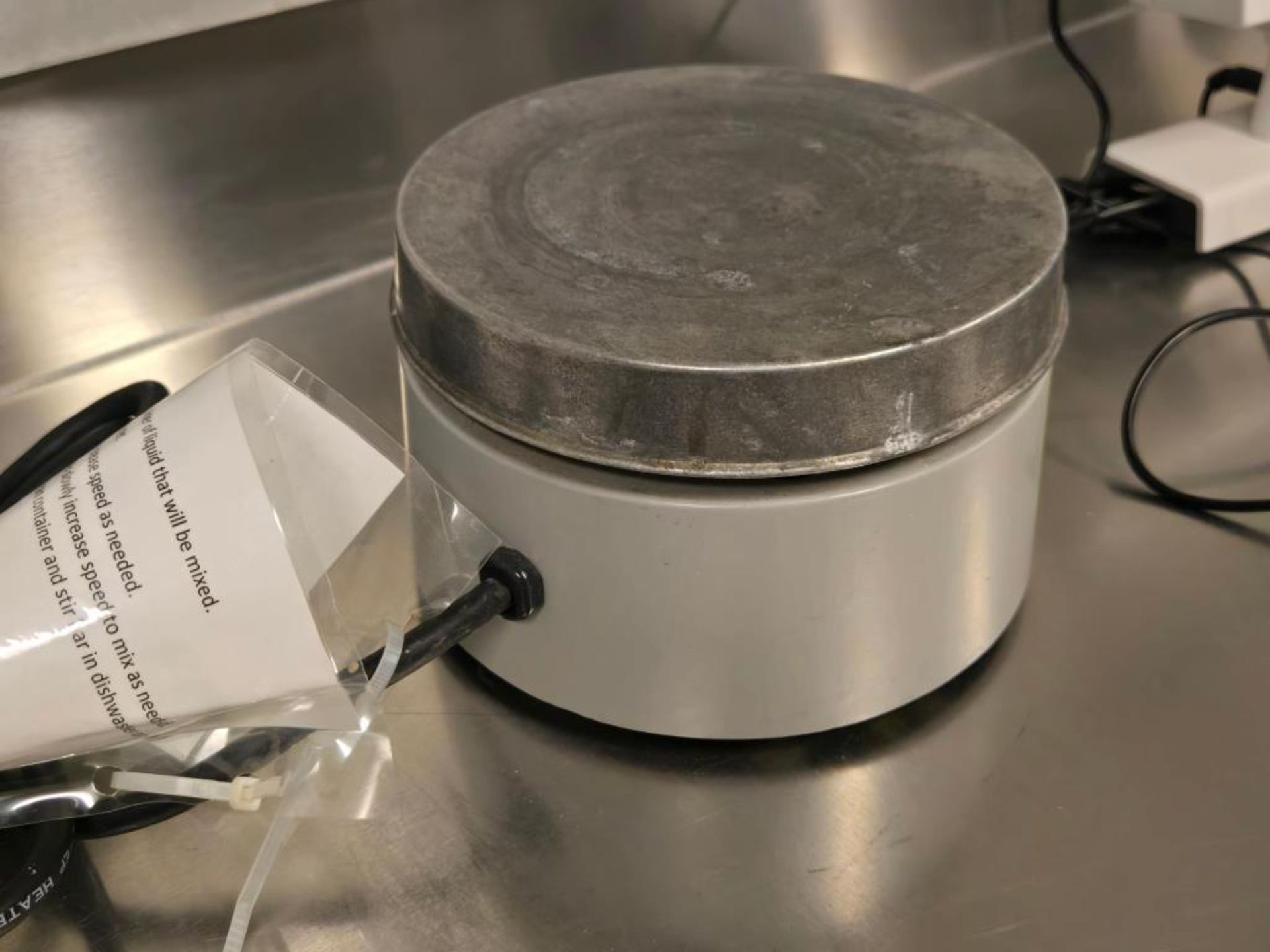 VWR Stirrer - Image 3 of 4