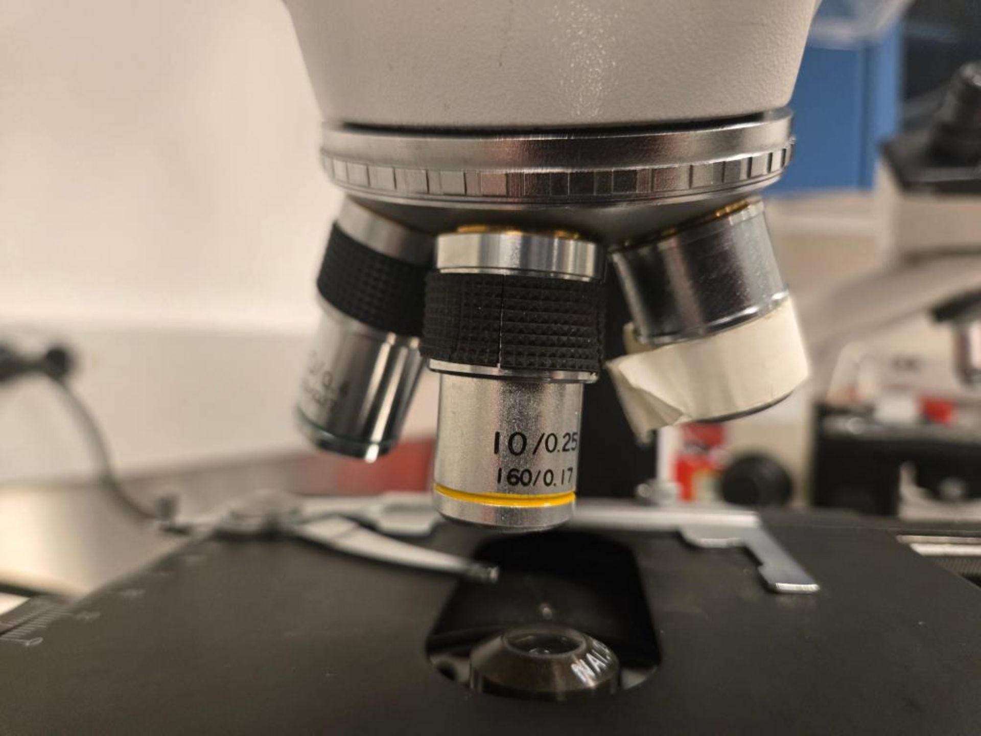 WPI Microscope - Image 5 of 10