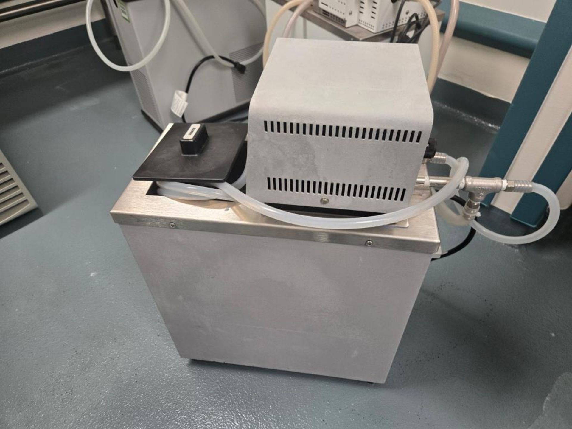 VWR Circulator Bath - Image 5 of 7