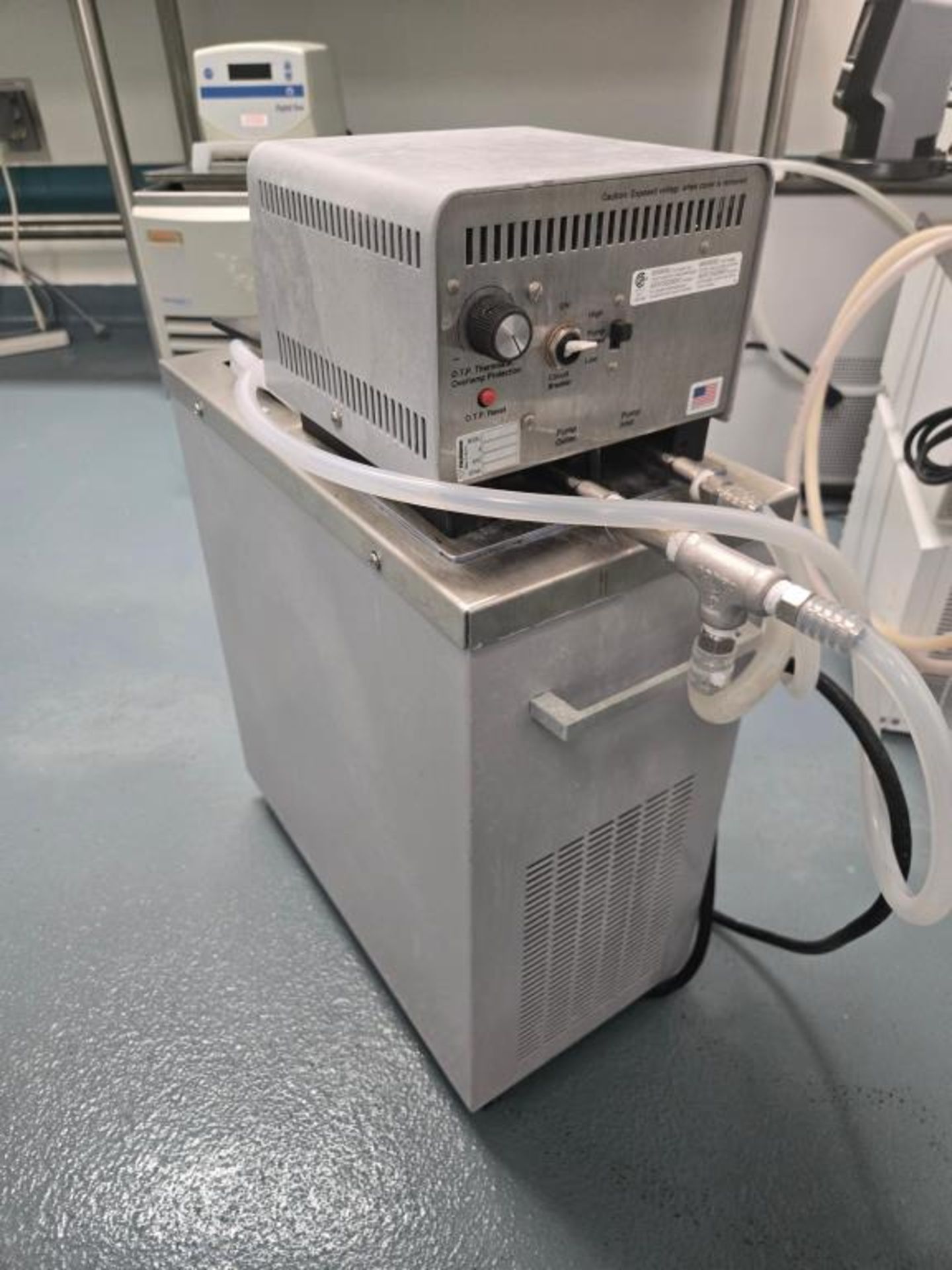 VWR Circulator Bath - Image 6 of 7