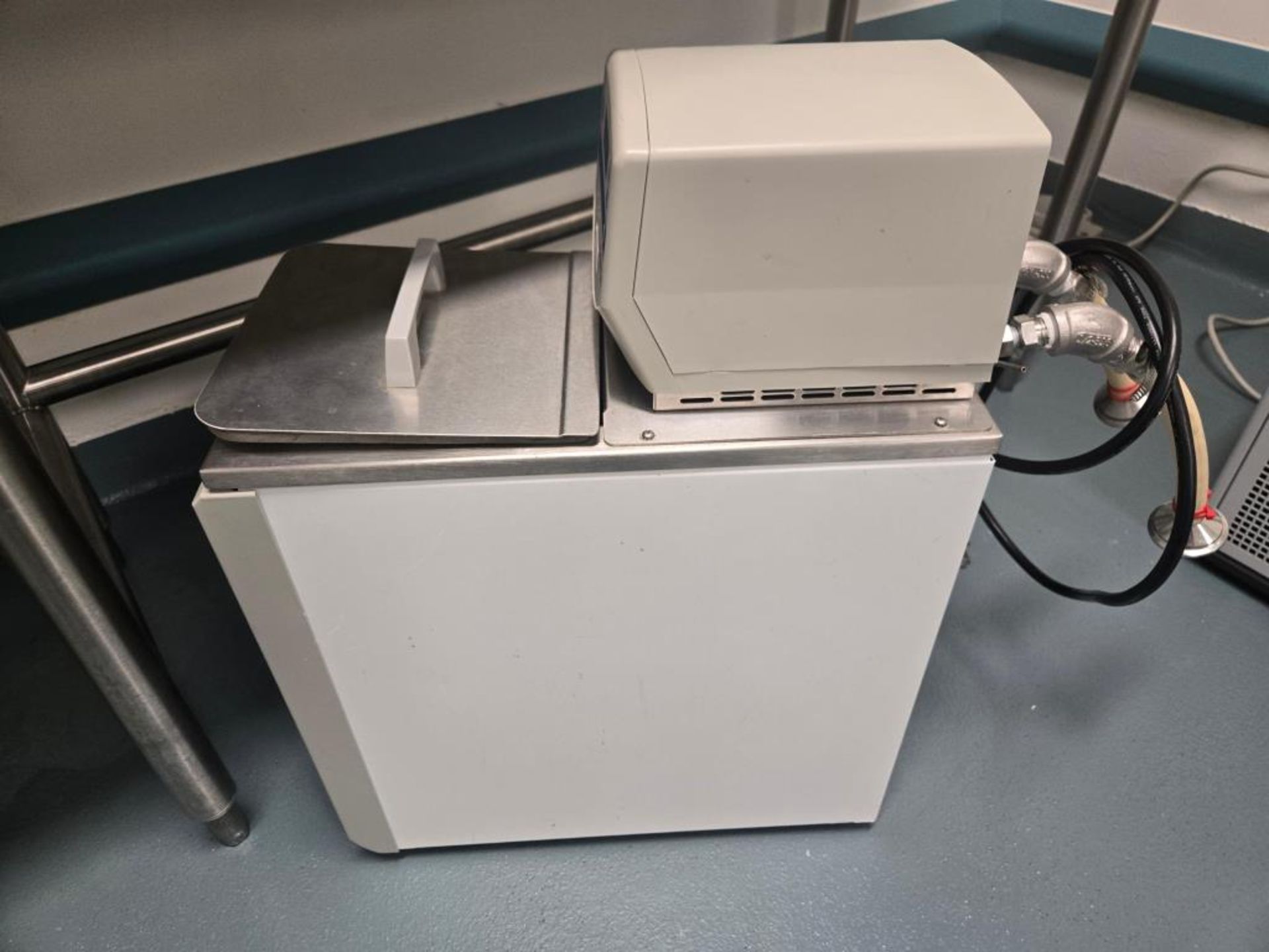 Thermo Scientific Circulator Bath - Image 6 of 7