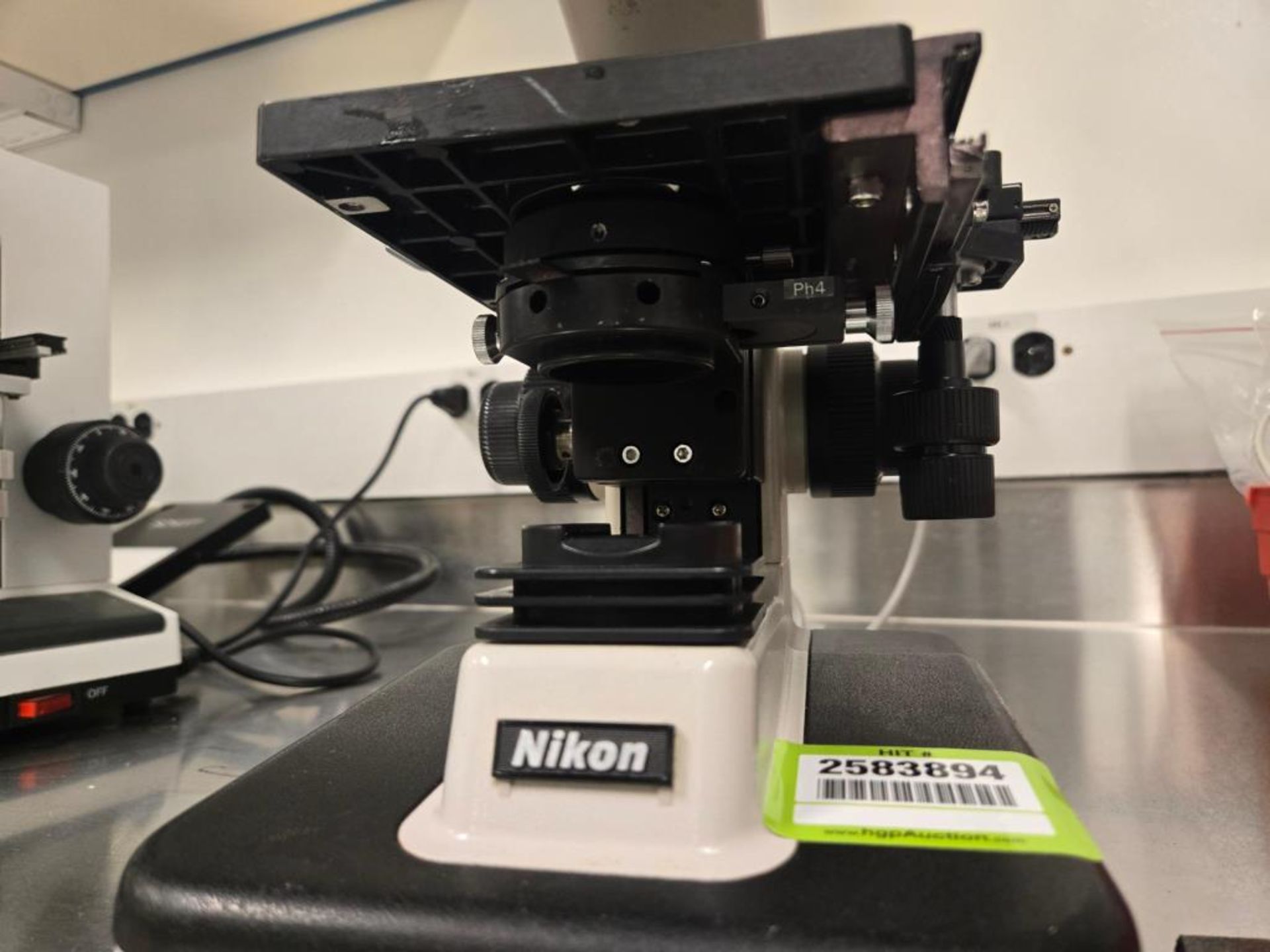 Nikon Microscope - Image 8 of 9