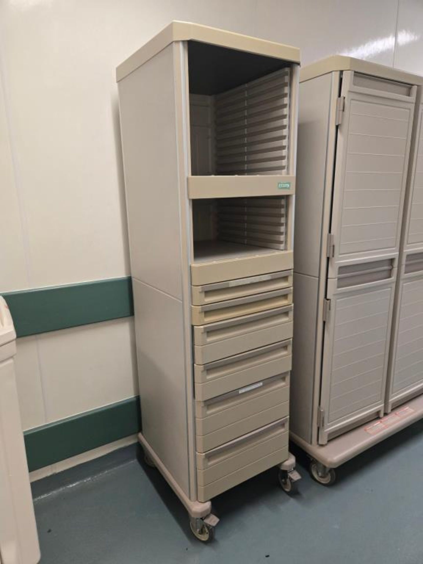 Metro Lab Cabinets - Image 8 of 22