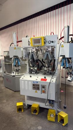Automated Dual Shoe Lasting Machine