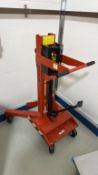 Wesco Drum Lift