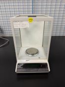 Mettler Toledo Lab Balance