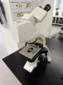 Leica DM 1000 Microscope