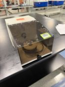 Pluggo Decapper