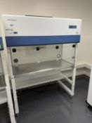 Esco PCR Cabinet