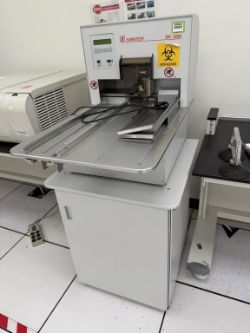 Sarstedt DC1200 Decapper