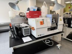 PerkinElmer AAnalyst 800