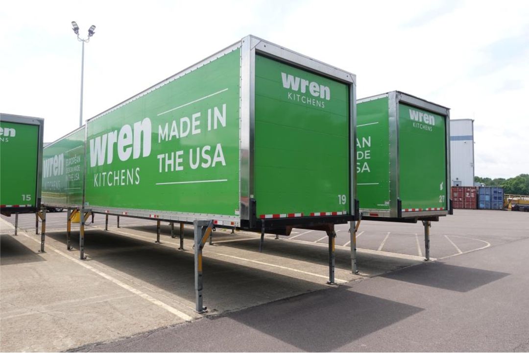 Shipping Containers - Image 2 of 6