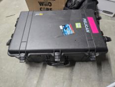 Case w/ Goggles