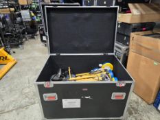 Case w/ Lighting & Power Cords