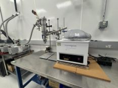 Across Digital Magnetic Heating & Stirring Mantle