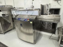 Selmi Chocolate Mold Loader