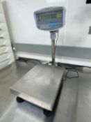 Adam Equipment Check Weighing Scale