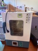 20L Electric Heating Constant Temperature Laboratory Incubator