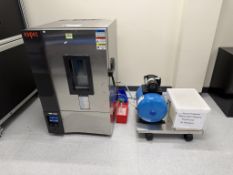 Espec BTL-433 Temp & Humidity Test Chamber