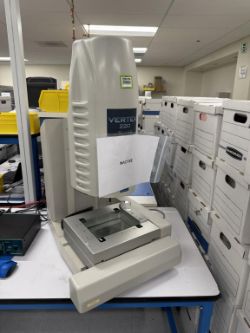 Micro-Vu Vertex 220 Measuring System