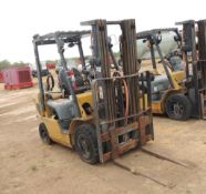 Caterpillar Forklift