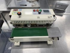 Vevor Continuous Sealing Machine