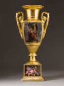 | FEINE UND GROSSE EMPIRE-AMPHOREN-VASE 'RAFFAEL UND SEINE GELIEBTE FORNARINA'