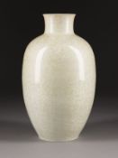  | FEINE GROSSE VASE MIT KRISTALLGLASUR